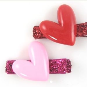 🛍2 for $20🛍 NWT 9f Set Heart Hair Clips